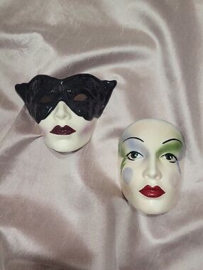 Vtg 1980 "Cast Of Thousands" Wall Masks